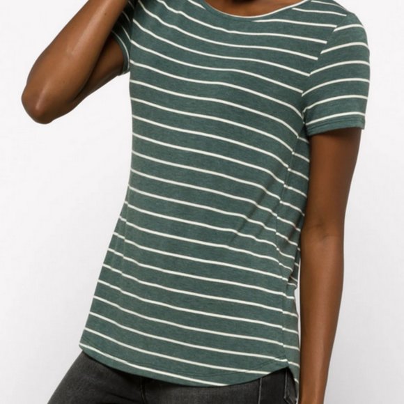 NWT Pink Clover Daisee Button Back Detail Knit Tee (Stitch Fix) - Picture 2 of 3